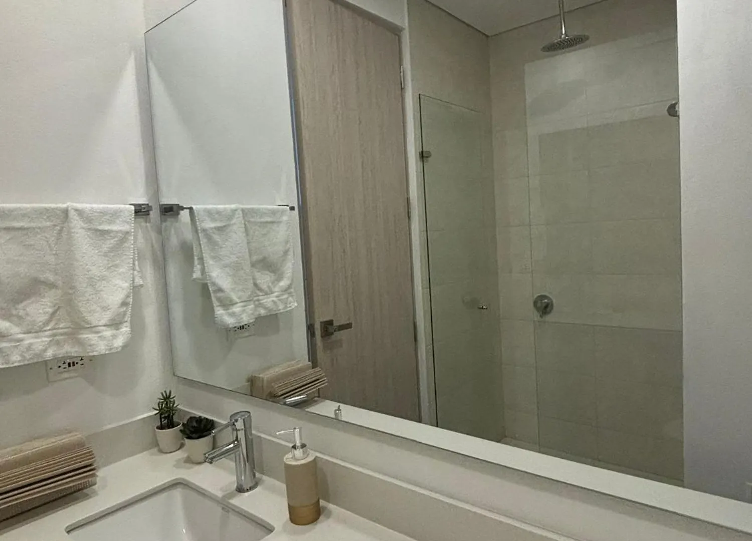 Apartamento Suite En Bello Horizonte A 2 Min De La Playa Santa Marta  Apartment Santa Marta (Magdalena)